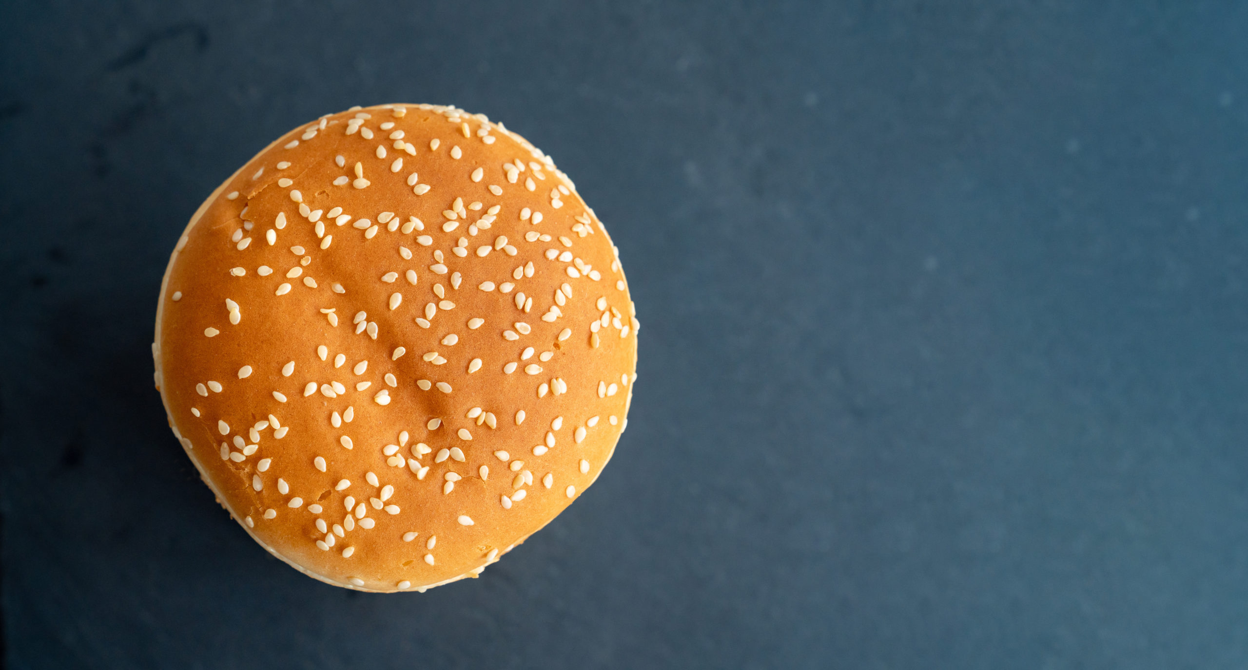 Buns with sesame seeds for burgers