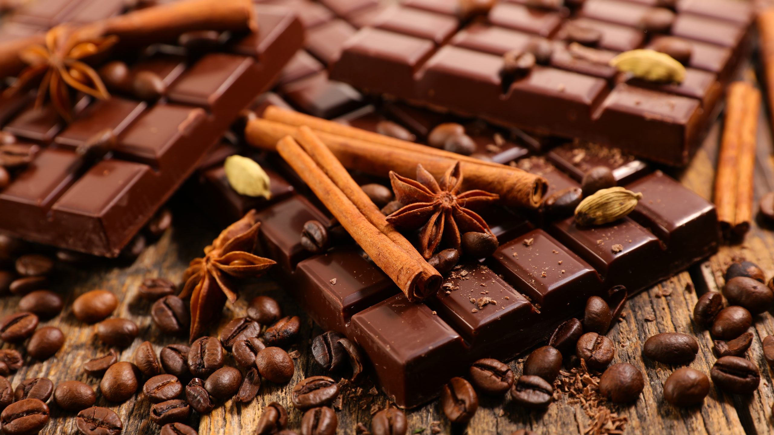 chocolate bars and spices